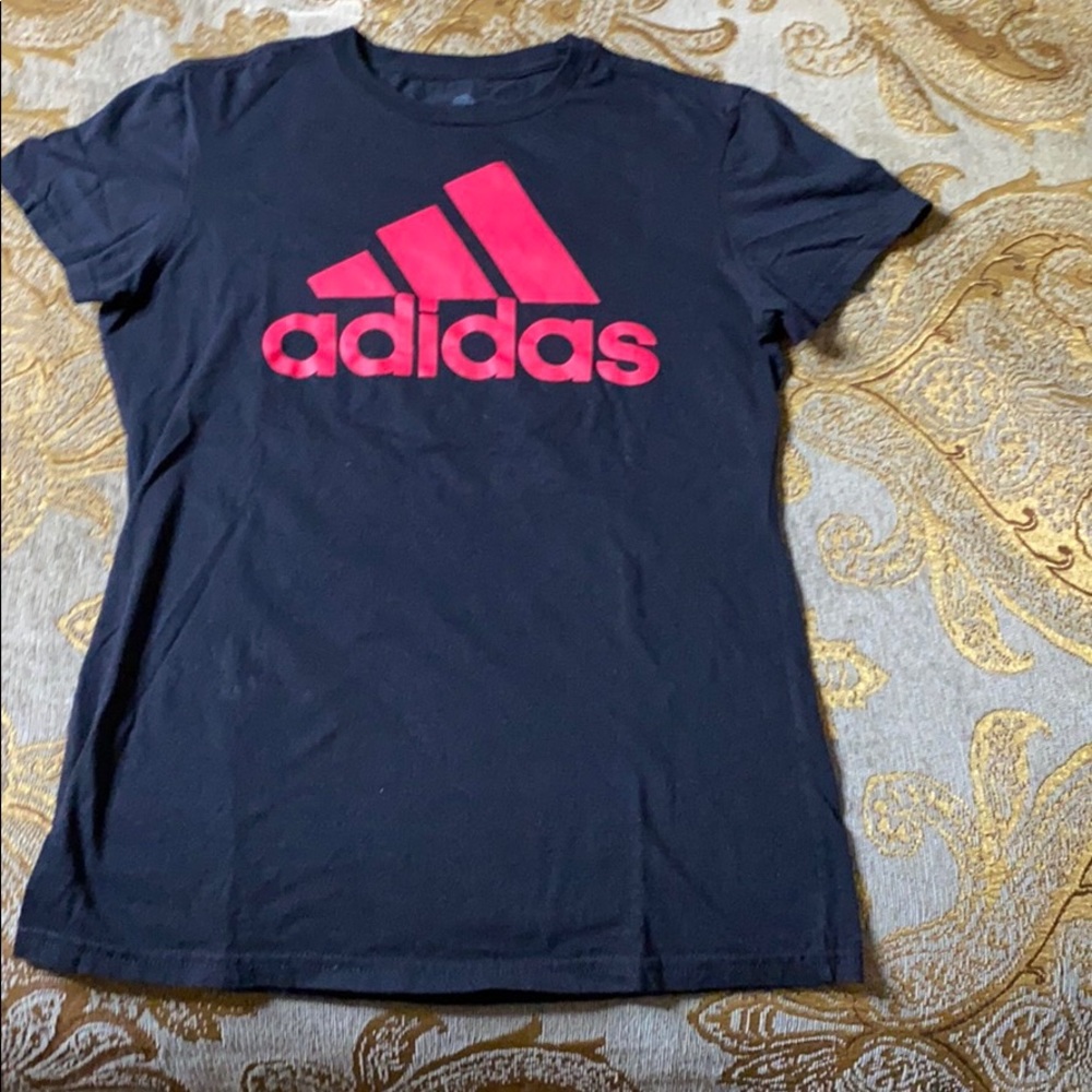 Adidas T-shirt